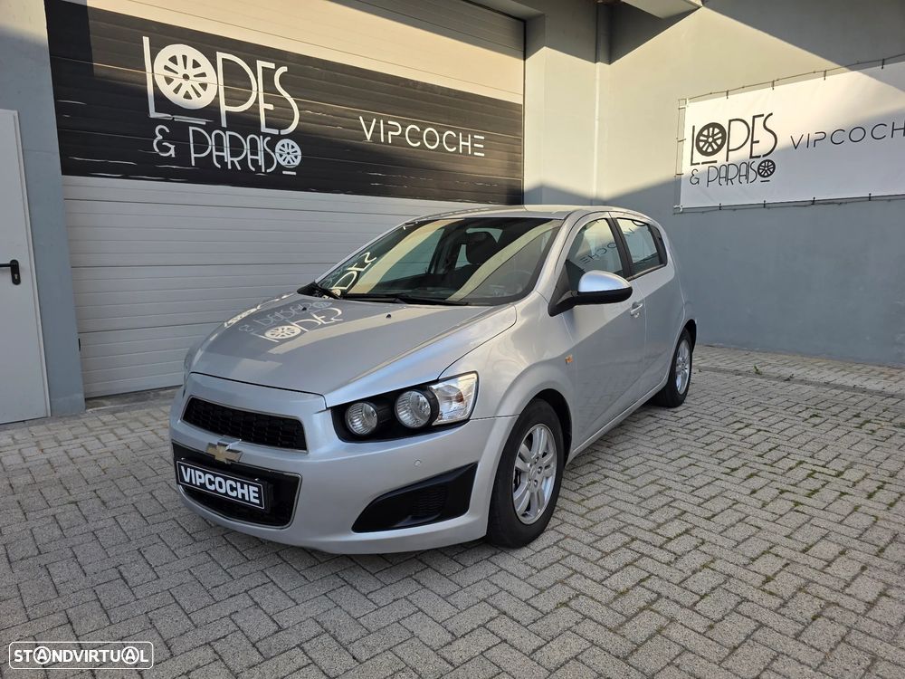 Chevrolet Aveo 1.3 VCDi LTZ - 28