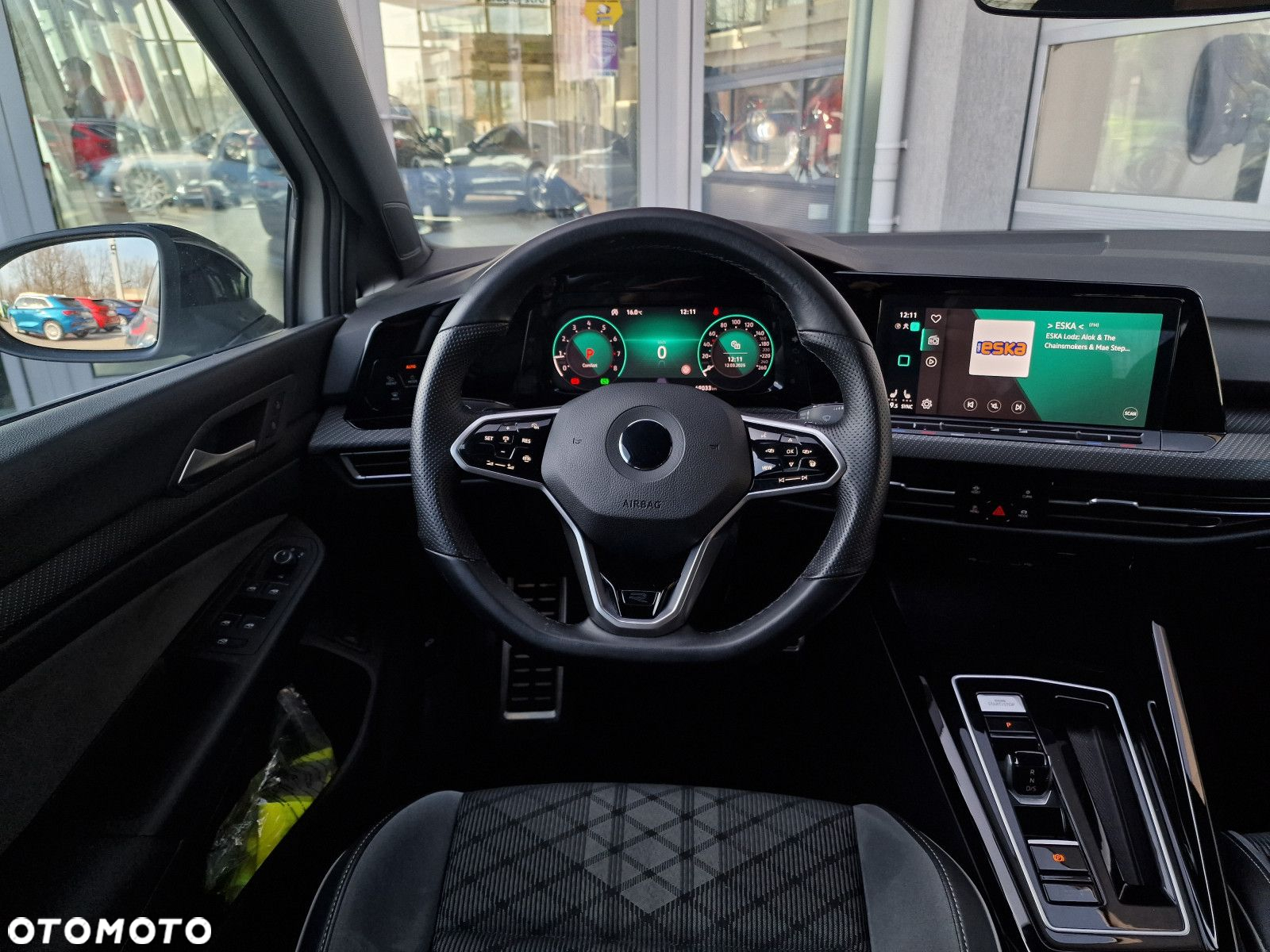 Volkswagen Golf VIII 2.0 TSI Style DSG - 20