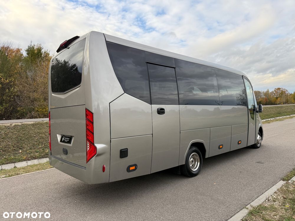 Mercedes-Benz Sprinter 519 - 10