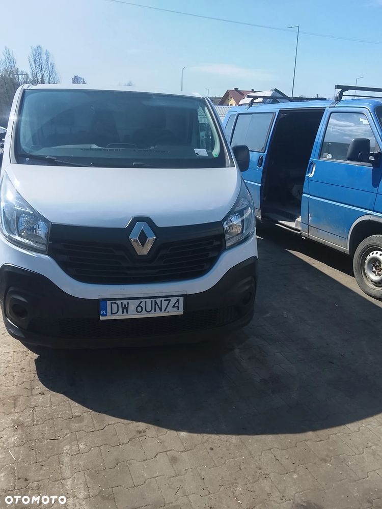 Renault Trafic - 1