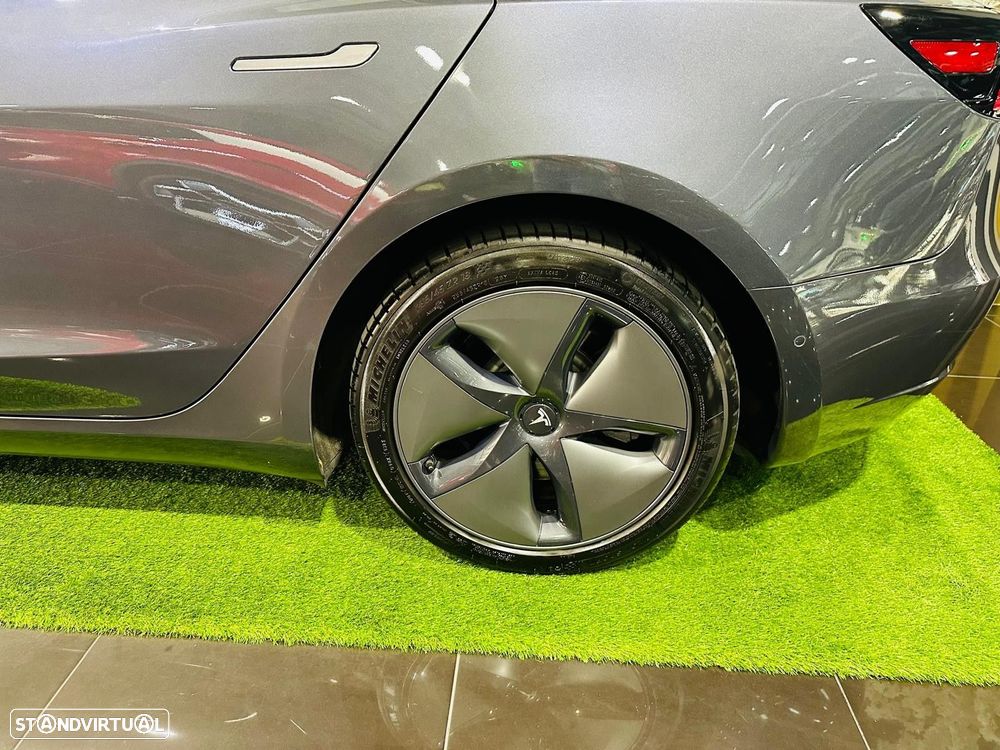 Tesla Model 3 Long-Range Dual Motor AWD - 19