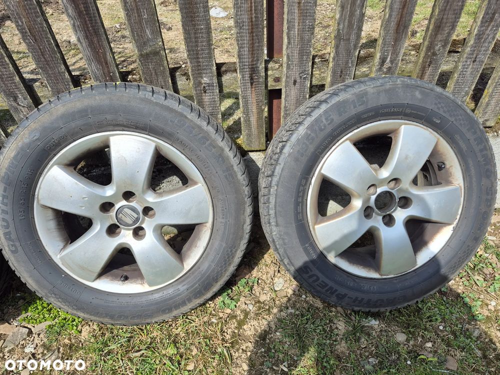 Felgi Seat Leon z oponami letnimi 195/65 r15 - 3