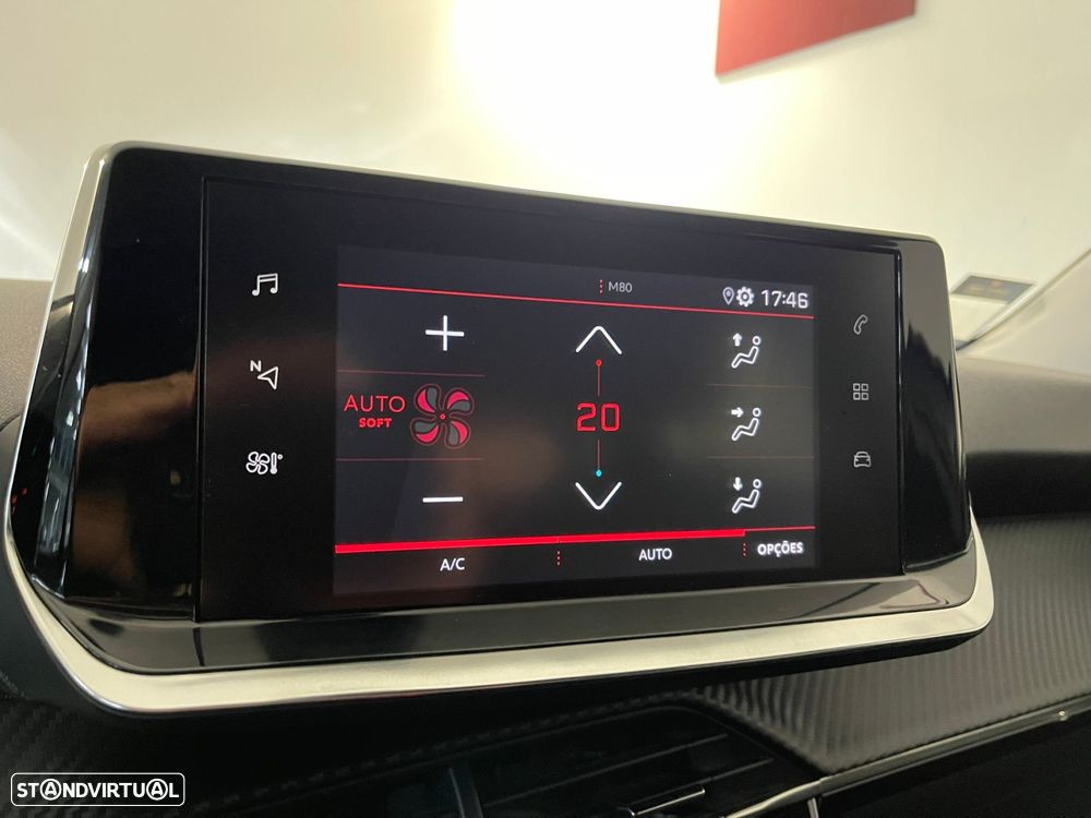 Peugeot 2008 1.5 BlueHDi Allure - 22