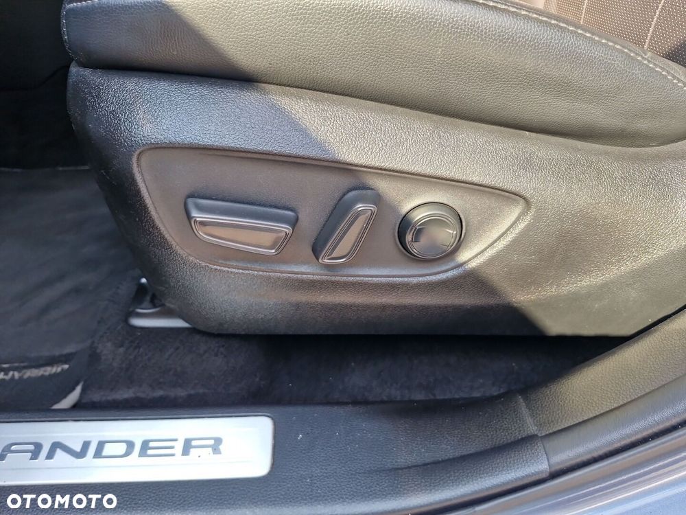 Toyota Highlander - 25