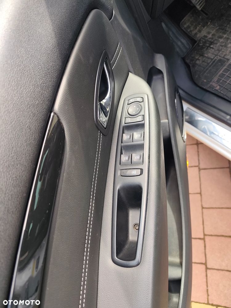 Renault Scenic Energy TCe 130 S&S Bose Edition - 8