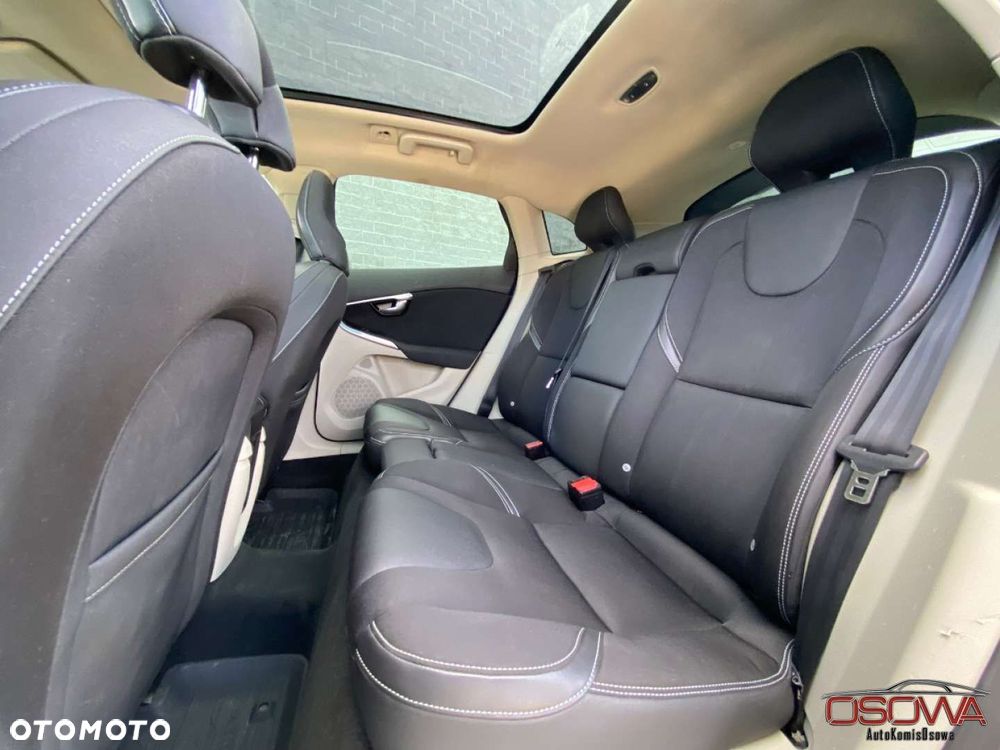 Volvo V40 D3 Drive-E Summum - 27