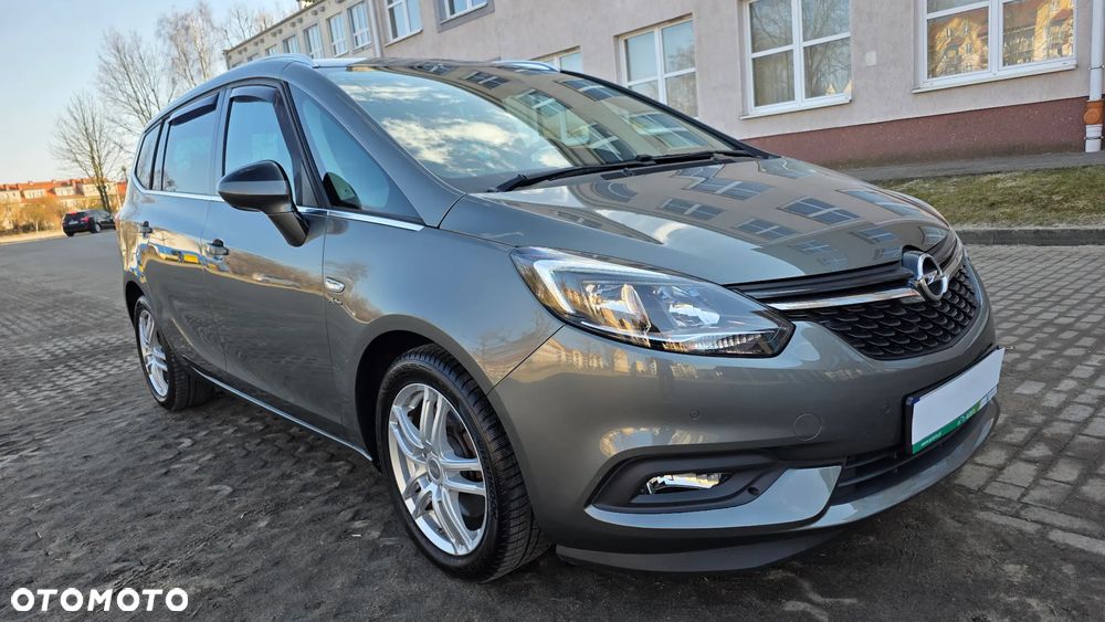 Opel Zafira 2.0 D (CDTI) Automatik Business Edition - 9