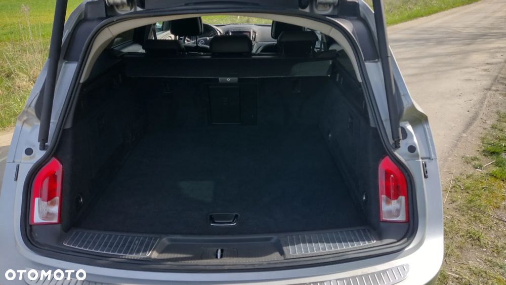 Opel Insignia 2.0 CDTI 4x4 Sports Tourer - 22