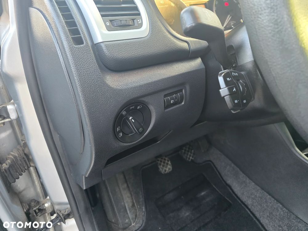 Skoda Roomster 1.4 16V Comfort PLUS EDITION - 15