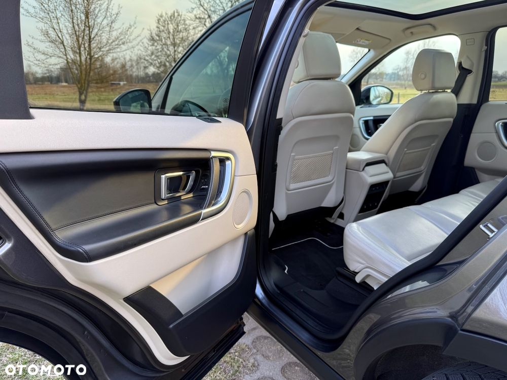 Land Rover Discovery Sport 2.0 Si4 HSE Luxury - 12