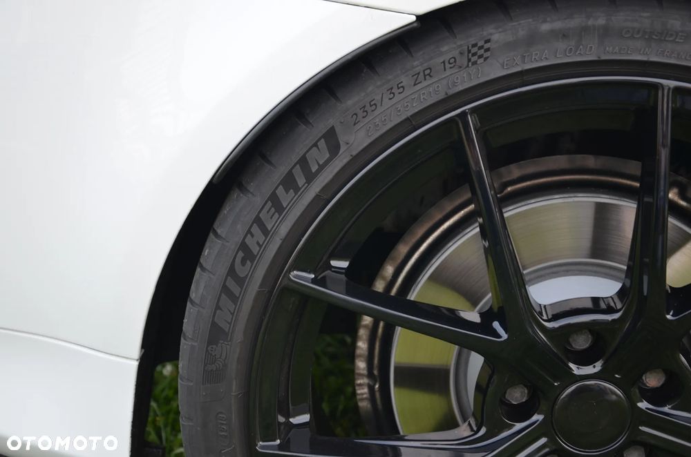 Audi RS3 Sportback Standard - 21