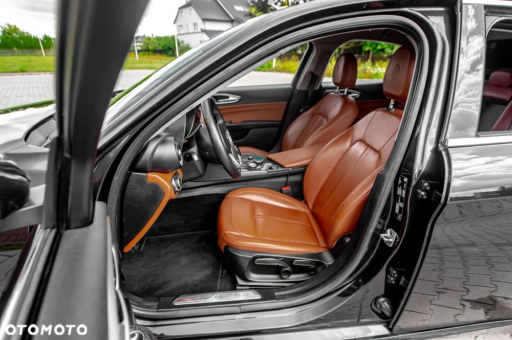 Alfa Romeo Giulia 2.2 D Turbo Super - 21