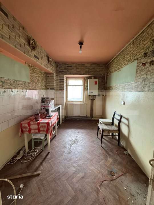 Apartament 3 camere, 64 mp, renovabil, zona Centrala! — fotografia 1