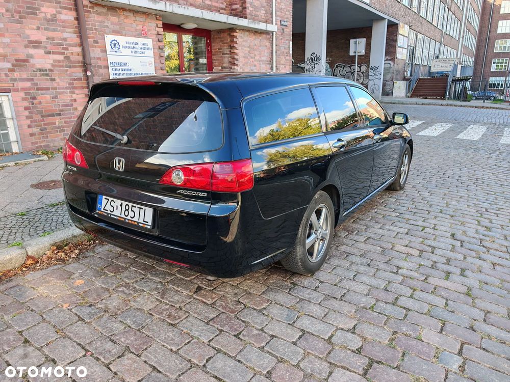 Honda Accord 2005 photo 3
