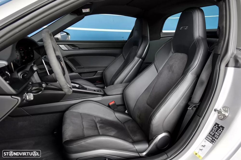 Porsche porsche-992 Targa 4 GTS PDK - 15