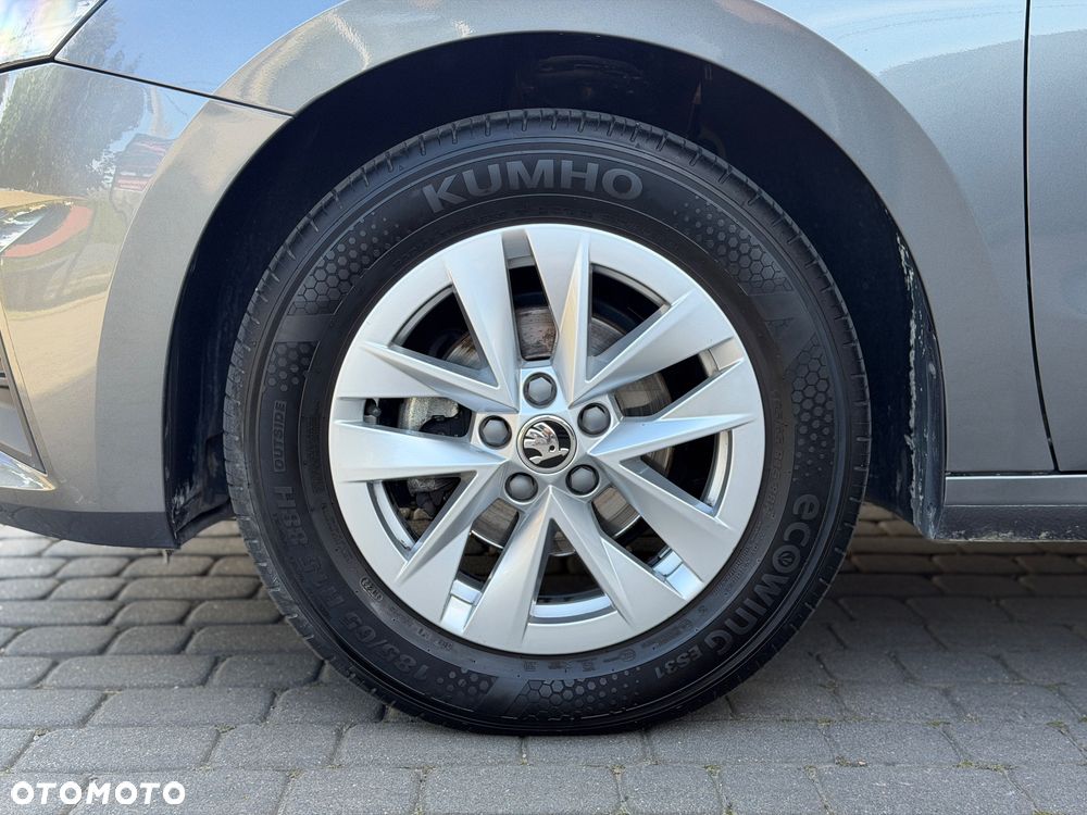 Skoda Fabia 1.0 Ambition - 17
