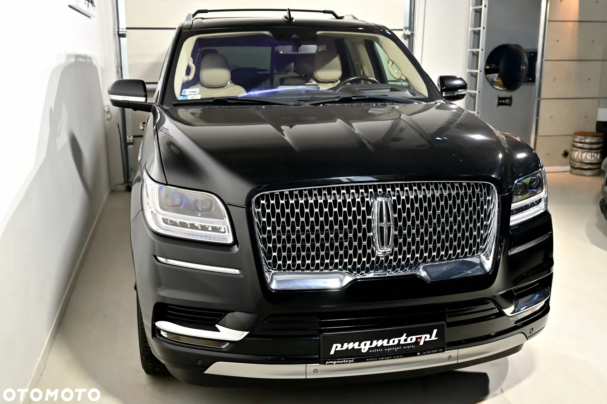 Lincoln Navigator - 5