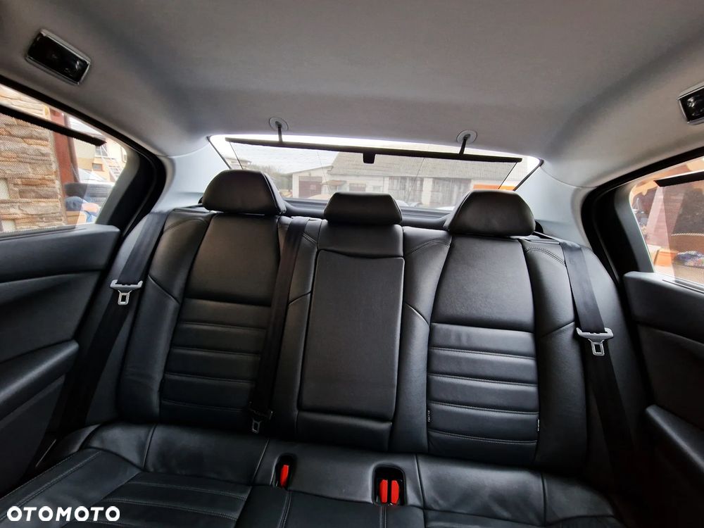 Peugeot 508 1.6 e-THP Allure S&S - 33