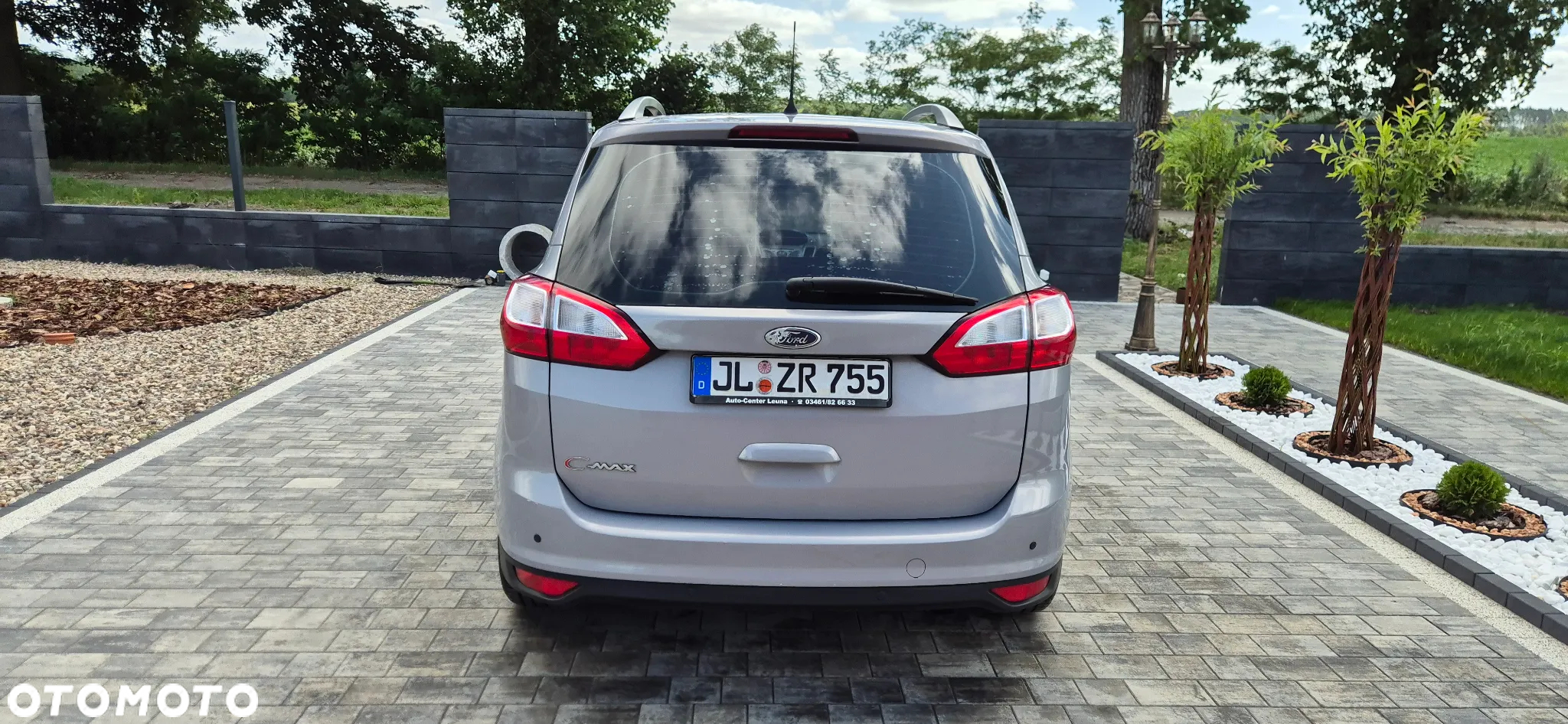 Ford Grand C-MAX - 9
