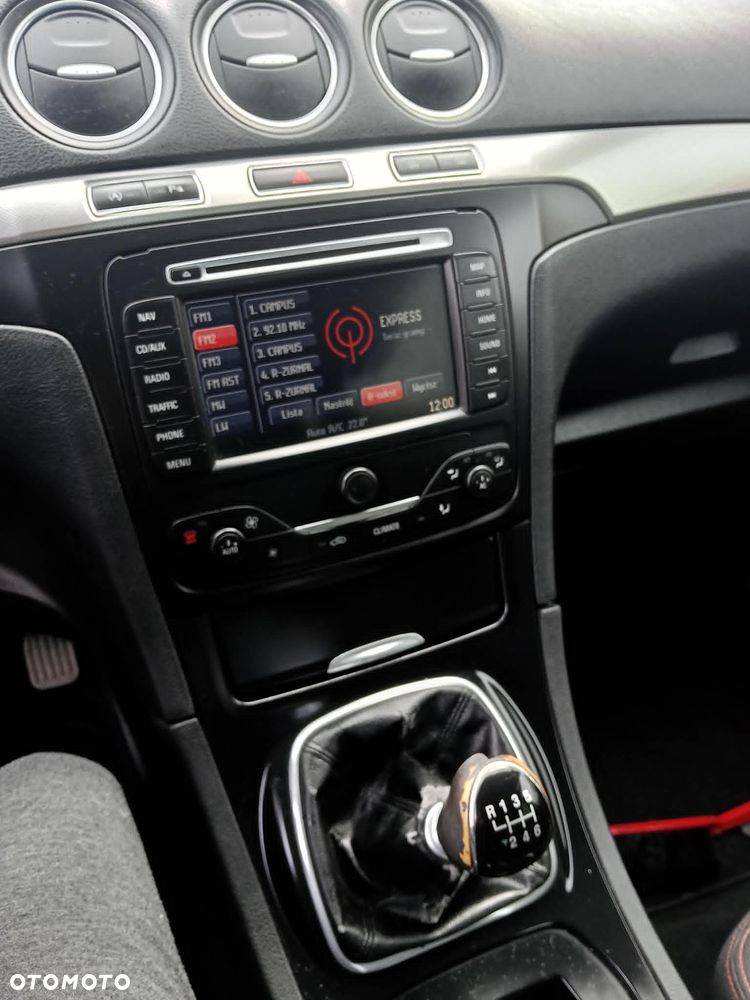 Ford Galaxy - 6