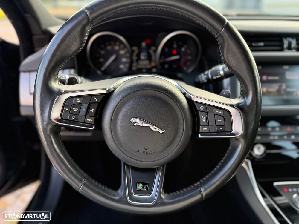 Jaguar XF 2.0 D R-Sport Aut. - 10