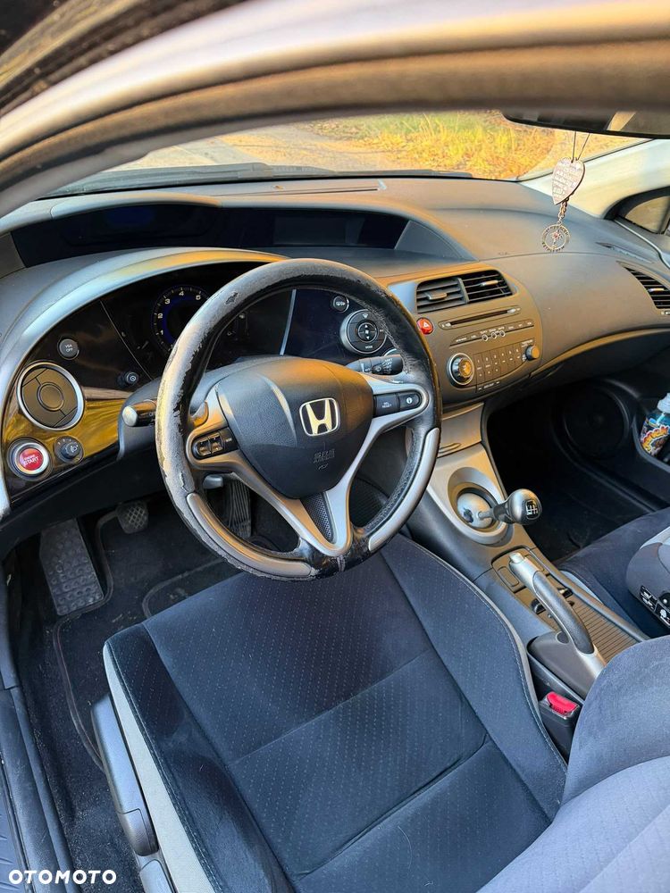 Honda Civic - 4