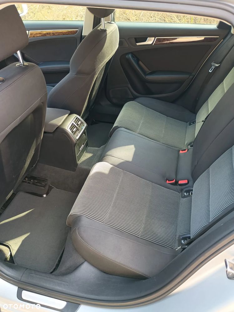 Audi A4 Avant 2.0 TDI Multitronic - 19