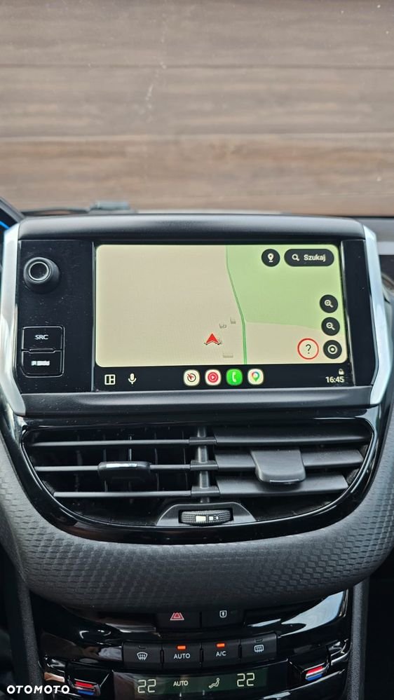 Peugeot 2008 1.2 Pure Tech GPF Allure S&S EAT6 - 20