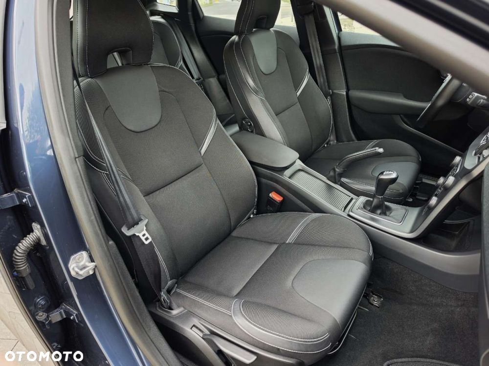 Volvo V40 - 29