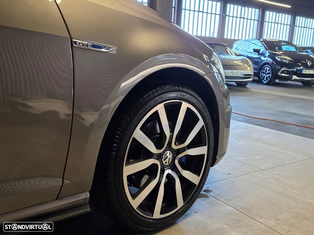 VW Golf 1.4 GTE Plug-In-Hybrid DSG - 27