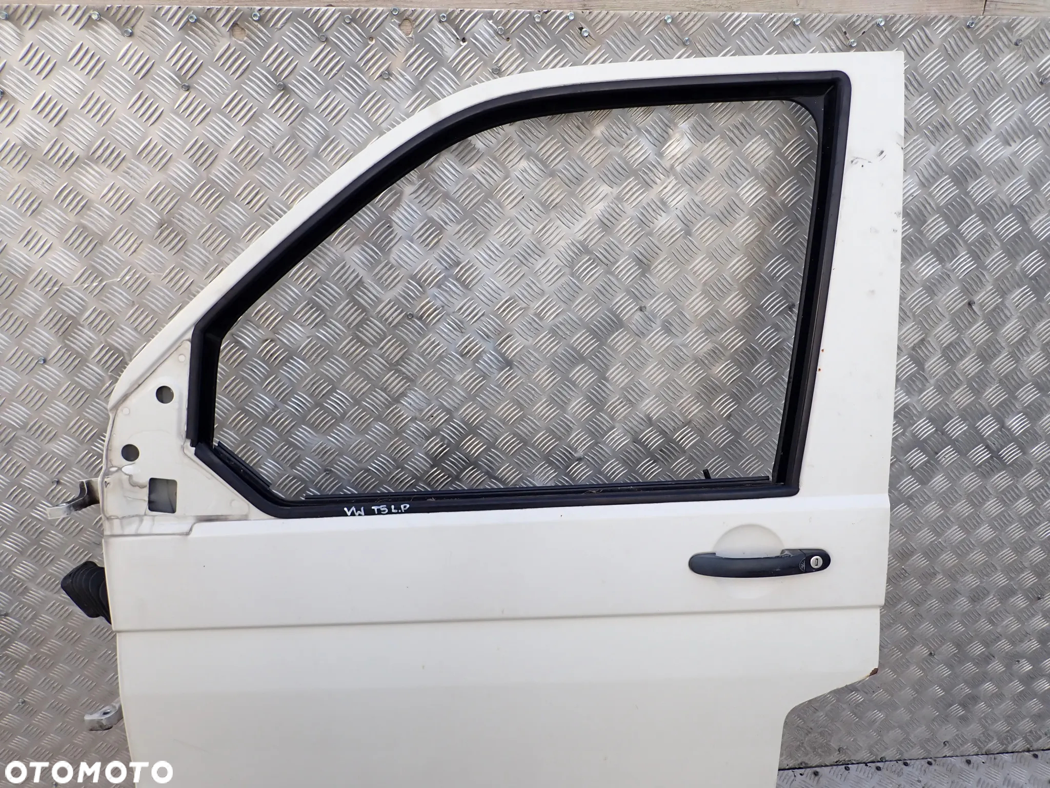 DRZWI VW T5 LEWY PRZOD RADOM - 5