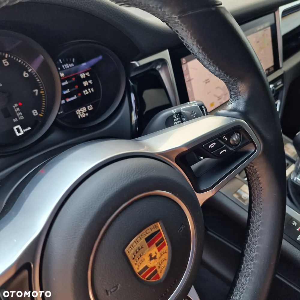 Porsche Macan - 12