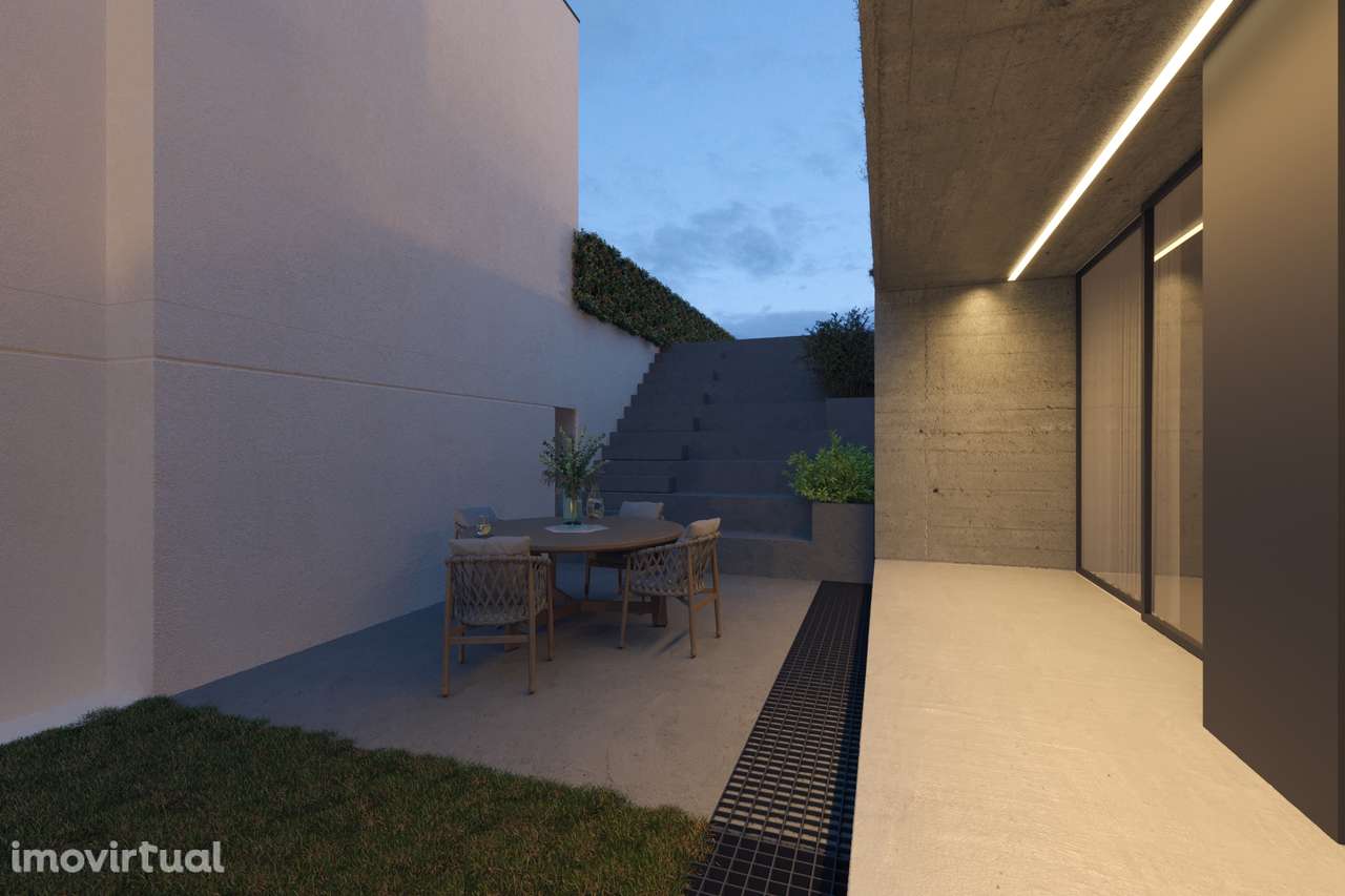 Moradia em Estrutura com Grande Potencial de Valorização – Vila Verde - Grande imagem: 4/27