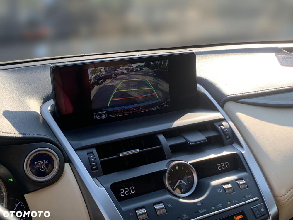 Lexus NX 300h Comfort AWD - 23