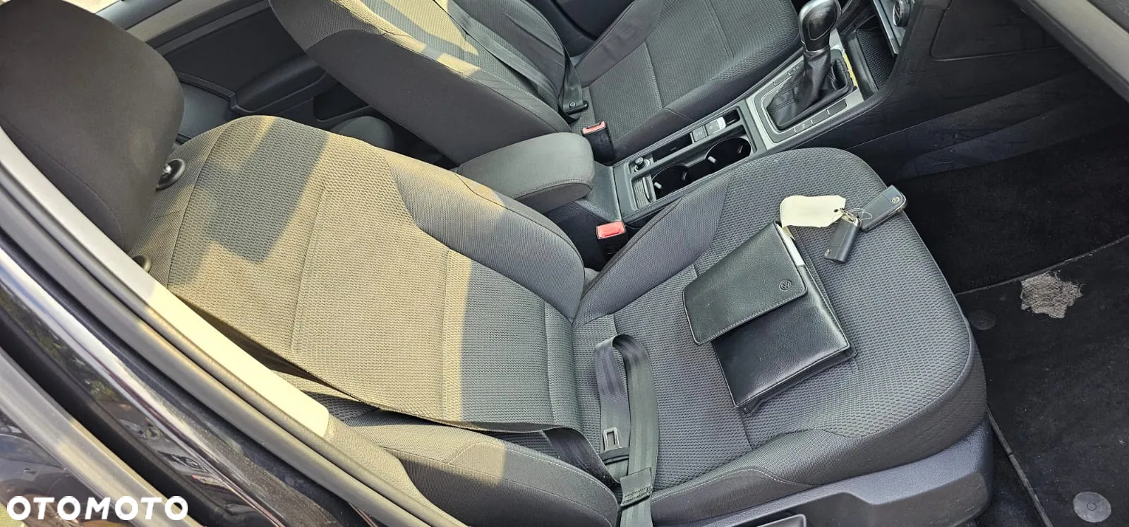 Volkswagen Golf 2.0 TDI BlueMotion Technology DSG Comfortline - 17