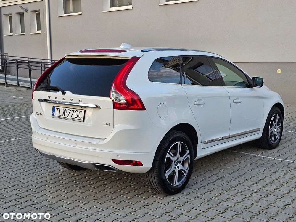 Volvo XC 60 D4 Geartronic Summum - 15