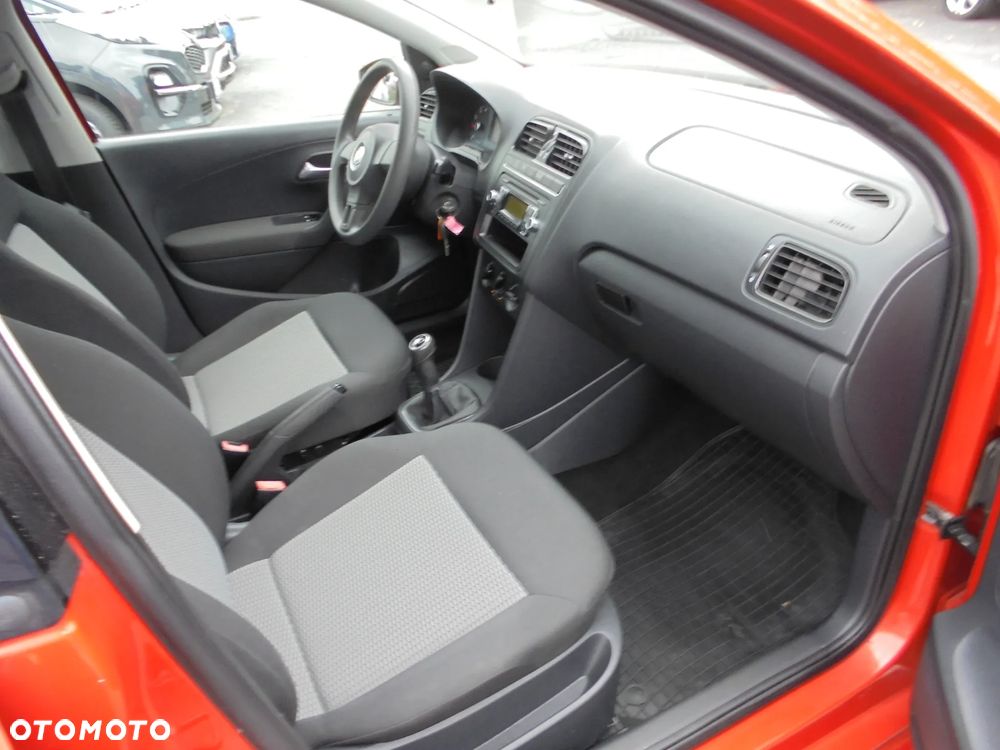 Volkswagen Polo 1.2 Team - 13