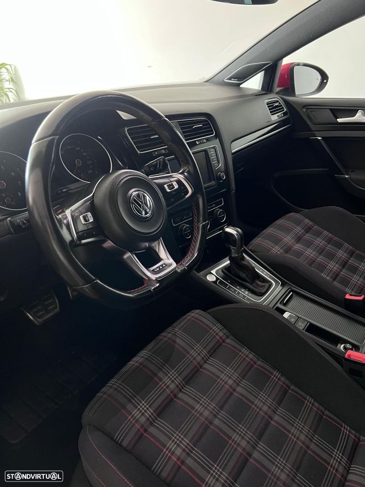 VW Golf GTI BlueMotion DSG - 3