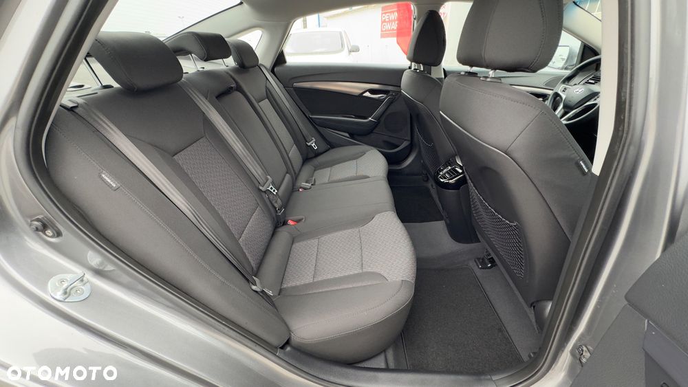 Hyundai i40 i40cw 1.7 CRDi blue Style - 38