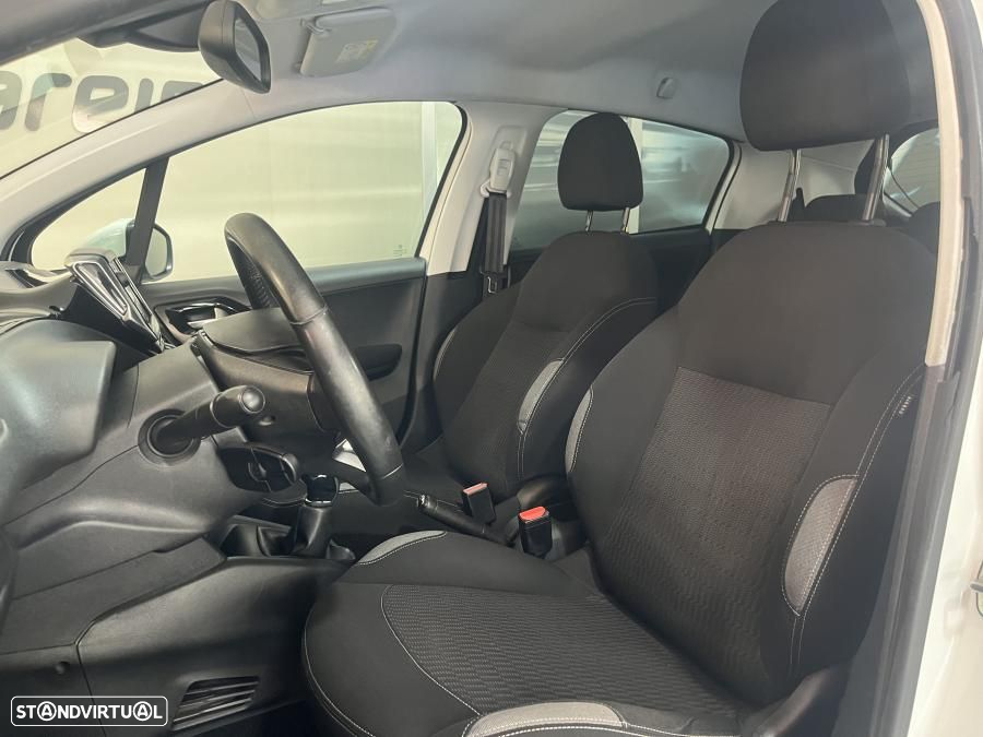 Peugeot 208 1.2 PureTech Active - 14
