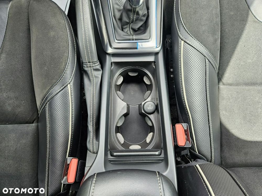 Volvo V40 D2 R-Design Momentum - 17