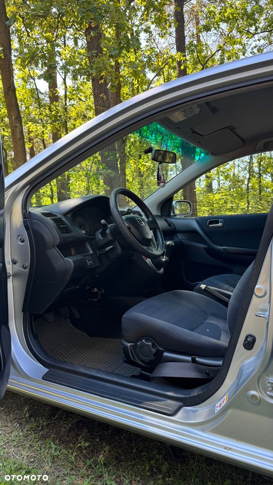 Honda Civic 1.7 CTDI ES - 24