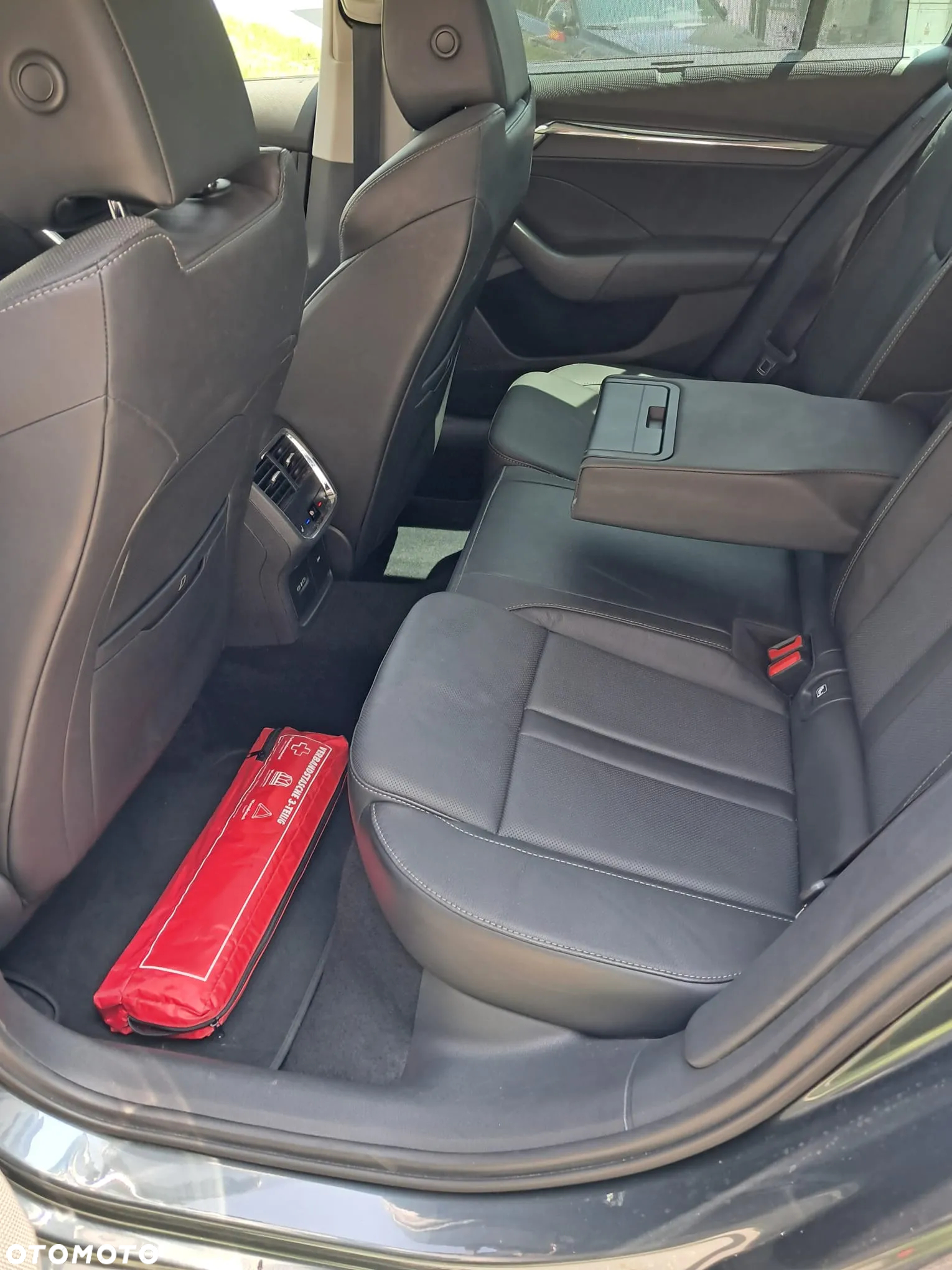 Skoda Octavia 2.0 TDI Business DSG - 9