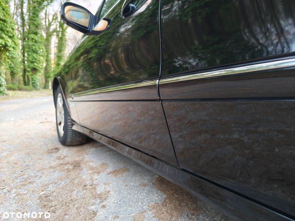 Mercedes-Benz Klasa E 280 CDI Avantgarde DPF - 8