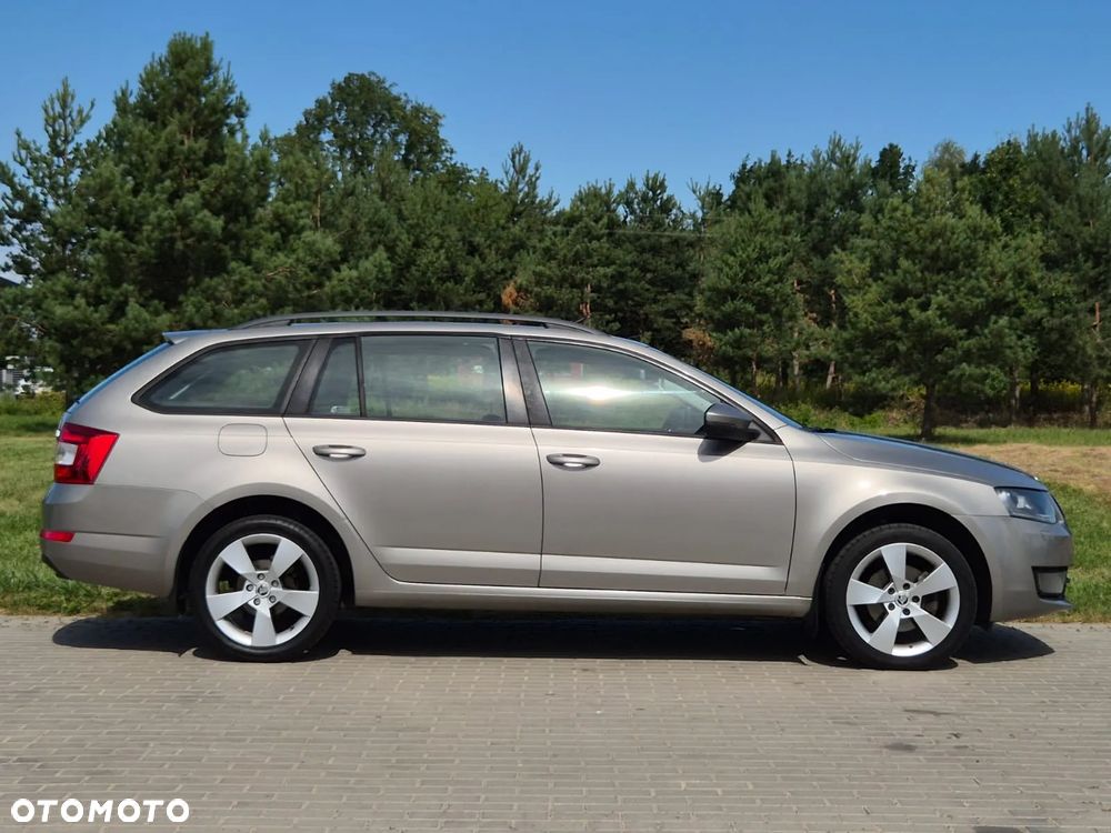 Skoda Octavia 2.0 TDI Ambition DSG - 23