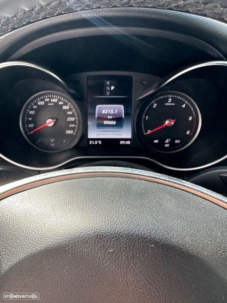 Mercedes-Benz C 220 d Cabrio 9G-Tronic AMG Line - 23