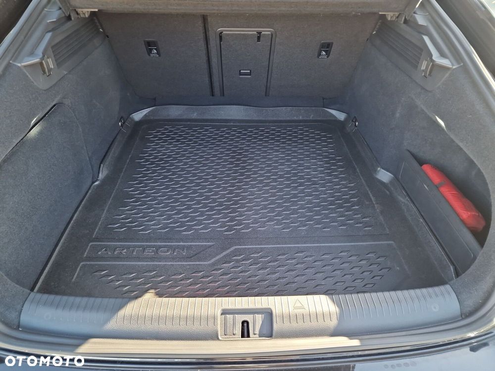 Volkswagen Arteon 2.0 TSI 4Motion R DSG - 19