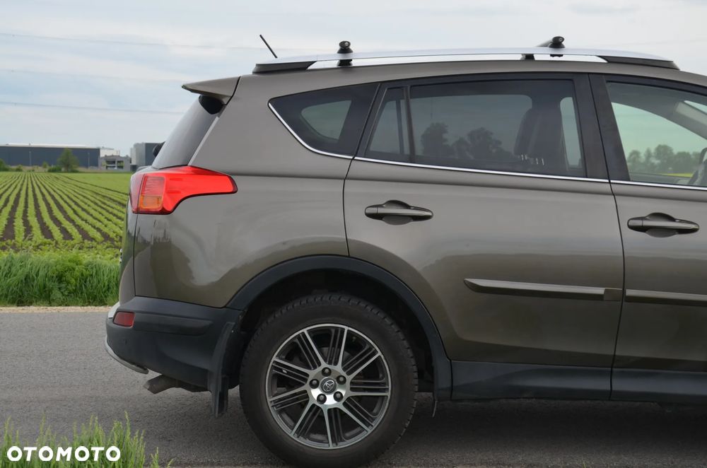 Toyota RAV4 2.2 D-4D Prestige - 7