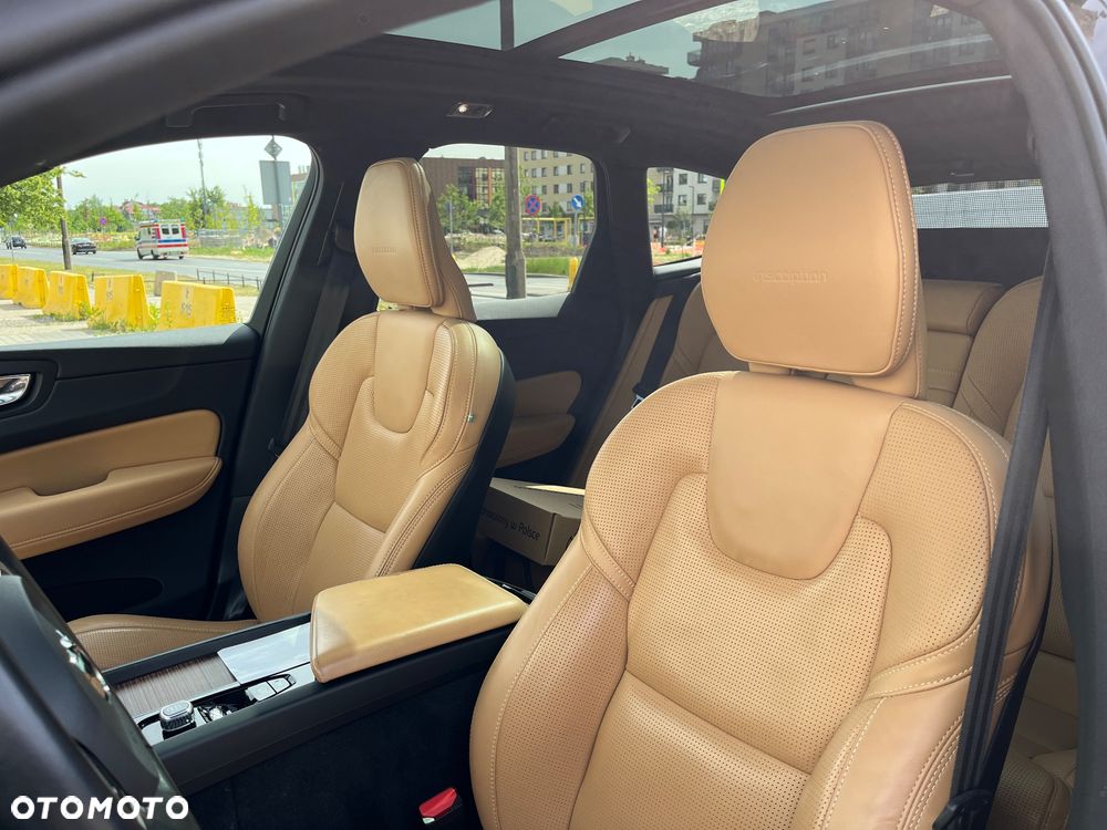 Volvo XC 60 B5 B AWD Inscription - 17