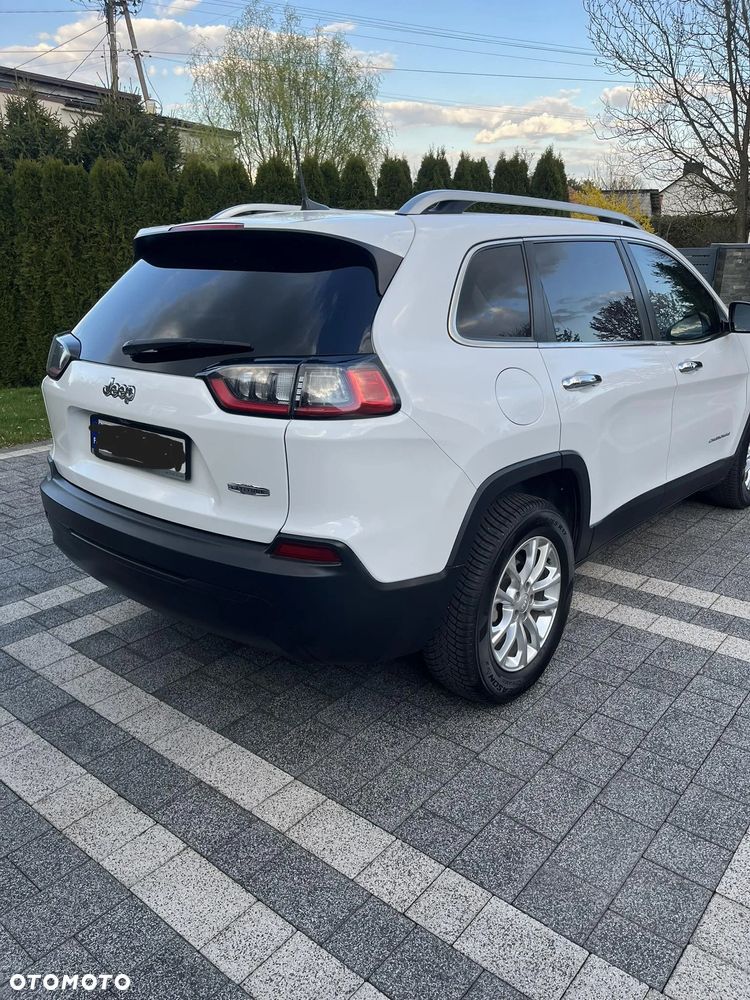Jeep Cherokee - 3